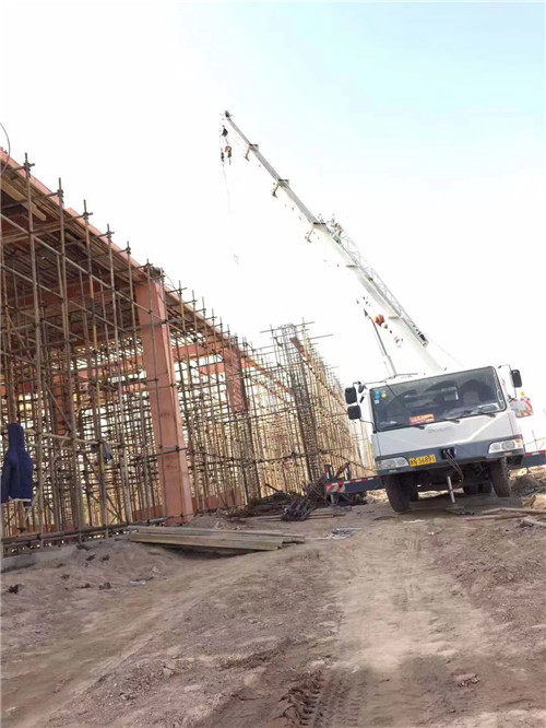 柳北区吊车作业的安全注意事项有哪些？