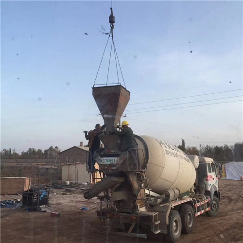 柳北区“精准瞄准”—— 吊车的 “定位导航” 技术